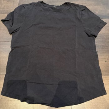 Playera Lululemon negra